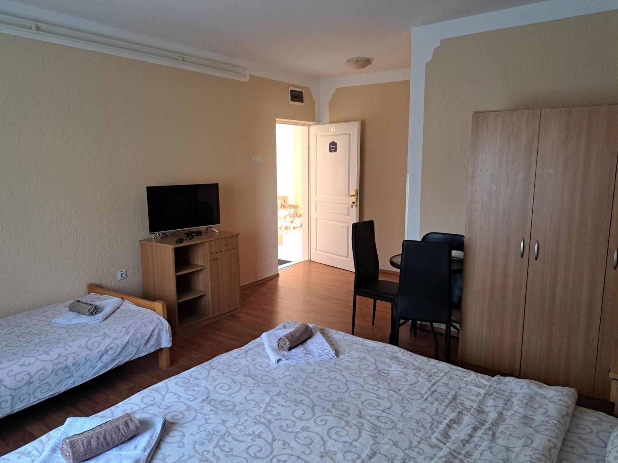 Guesthouse Kristina Palić Extérieur photo
